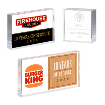 CD549 - Freestanding Lucite Block