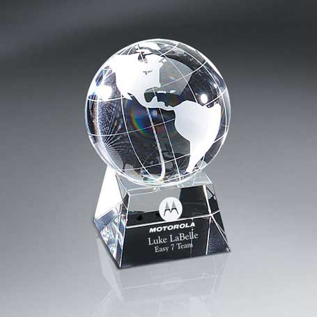 G0713B - Optic Crystal Globe on Base - Medium