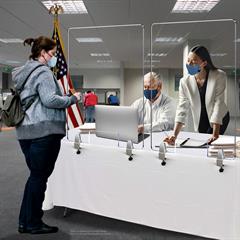 Tall Table Barrier with Adjustable Metal Table Clamp