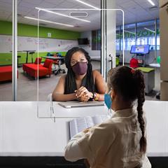 Portable Tabletop Barrier Sneeze Guard